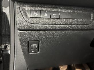Peugeot 2008 2008 (CU) MPV 1.2 12V e-THP PureTech 110 (EB2DT(HNZ)) [81kW]  (01-2015=
/12-2019) picture 17