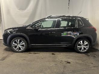 Peugeot 2008 2008 (CU) MPV 1.2 12V e-THP PureTech 110 (EB2DT(HNZ)) [81kW]  (01-2015=
/12-2019) picture 3