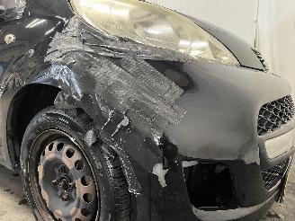 Peugeot 107 107 Hatchback 1.0 12V (384F(1KR)) [50kW]  (06-2005/05-2014) picture 13