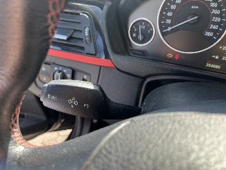 BMW 3-serie 3 serie Touring (F31) Combi 320i 2.0 16V (N20-B20B) [135kW]  (11-2012/=
06-2015) picture 18