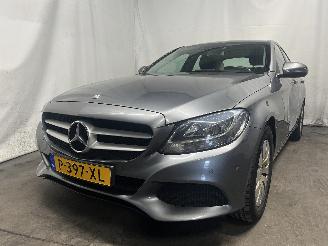 škoda osobní automobily Mercedes C-klasse C (W205) Sedan C-180 1.6 CDI BlueTEC, C-180 d 16V (OM626.951(R9M)) [85=
kW]  (05-2014/05-2018) 2017/1