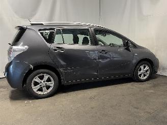 Toyota Verso Verso MPV 2.0 16V D-4D-F (1AD-FTV(Euro 4)) [93kW]  (04-2009/08-2018) picture 11
