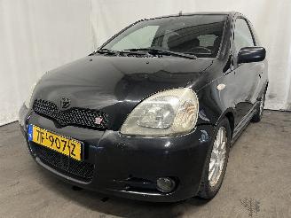 damaged passenger cars Toyota Yaris Yaris (P1) Hatchback 1.5 T Sport 16V VVT-i (1NZFE) [78kW]  (04-2001/09=
-2005) 2002/1