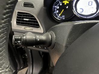 Renault Mégane Megane III Grandtour (KZ) Combi 5-drs 1.5 dCi 110 (K9K-656(K9K-G6)) [8=
1kW]  (02-2009/04-2016) picture 20