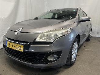 uszkodzony samochody osobowe Renault Mégane Megane III Grandtour (KZ) Combi 5-drs 1.5 dCi 110 (K9K-656(K9K-G6)) [8=
1kW]  (02-2009/04-2016) 2012/5