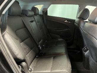 Hyundai Tucson Tucson (TL) SUV 1.7 CRDi 16V 2WD (D4FD) [104kW]  (06-2015/09-2020) picture 12