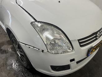 Suzuki Swift Swift (ZA/ZC/ZD1/2/3/9) Hatchback 1.3 VVT 16V (M13A VVT) [68kW]  (02-2=
005/06-2012) picture 8
