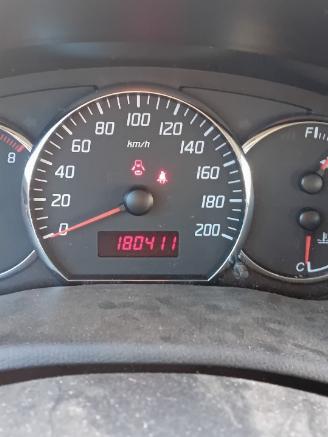 Suzuki Swift Swift (ZA/ZC/ZD1/2/3/9) Hatchback 1.3 VVT 16V (M13A VVT) [68kW]  (02-2=
005/06-2012) picture 2