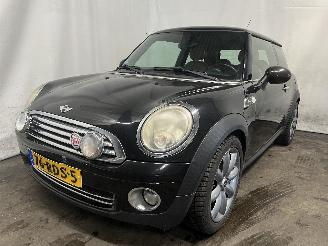 Unfallwagen Mini Mini Mini (R56) Hatchback 1.6 16V Cooper (N16-B16A) [90kW]  (09-2009/11-201=
3) 2011/5