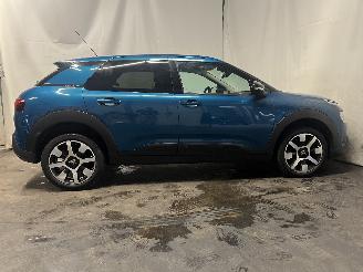 Citroën C4 C4 Cactus (0B/0P) Hatchback 5-drs 1.2 PureTech 110 12V (EB2ADT(HNP)) [=
81kW]  (09-2014/...) picture 7