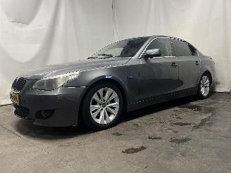 BMW 5-serie 5 serie (E60) Sedan 525i 24V (M54-B25(256S5)) [141kW]  (09-2003/02-200=
5) picture 3