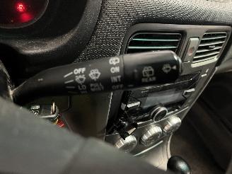 Subaru Forester Forester (SG) SUV 2.0 16V X (EJ201) [92kW]  (06-2002/05-2005) picture 15