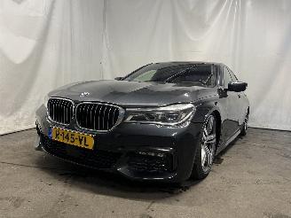 Voiture accidenté BMW 7-serie 7 serie (G11/G12) Sedan 750 Li XDrive V8 32V (N63-B44C) [330kW]  (09-2=
015/02-2019) 2015/8