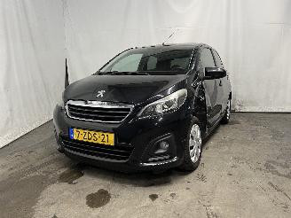 uszkodzony samochody osobowe Peugeot 108 108 Hatchback 1.0 12V (1KRFE(CFB)) [51kW]  (05-2014/...) 2015/1