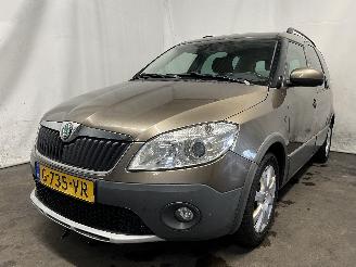 škoda osobní automobily Skoda Roomster Roomster (5J) MPV 1.2 TSI (CBZA) [63kW]  (03-2010/05-2015) 2012/10