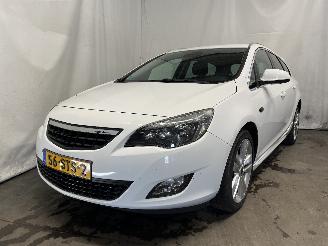 occasion passenger cars Opel Astra Astra J Sports Tourer (PD8/PE8/PF8) Combi 1.4 Turbo 16V (A14NET(Euro 5=
)) [88kW]  (10-2010/04-2016) 2011/11
