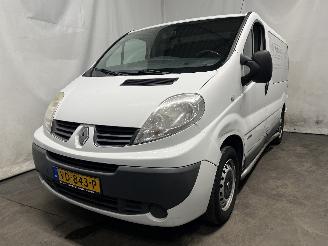 Auto incidentate Renault Trafic Trafic New (FL) Van 2.0 dCi 16V 115 (M9R-692(M9R-F6)) [84kW]  (08-2006=
/06-2014) 2013/5