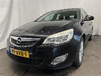 Auto incidentate Opel Astra Astra J Sports Tourer (PD8/PE8/PF8) Combi 1.4 Turbo 16V (A14NET(Euro 5=
)) [88kW]  (10-2010/04-2016) 2012/8