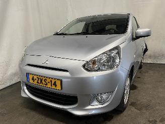 Voiture accidenté Mitsubishi Space-star Space Star (A0) Hatchback 1.0 12V (3A90(Euro 5)) [52kW]  (05-2012/...)= 2015/2
