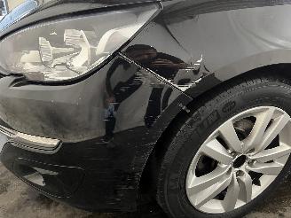 Peugeot 308 308 SW (L4/L9/LC/LJ/LR) Combi 5-drs 1.6 BlueHDi 120 (DV6FC(BHZ)) [88kW=
]  (03-2014/12-2021) picture 14