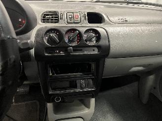 Nissan Micra Micra (K11) Hatchback 1.3 LX,SLX 16V (CG13DE) [55kW]  (08-1992/09-2000=
) picture 20
