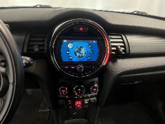 Mini Mini Mini (F56) Hatchback 3-drs 1.5 12V Cooper (B38A15A) [100kW]  (12-2013/=
=2E..) picture 21