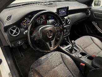 Mercedes A-klasse A (W176) Hatchback 1.6 A-180 16V (M270.910) [90kW]  (09-2012/05-2018) picture 20