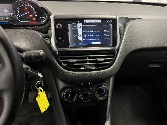 Peugeot 208 208 I (CA/CC/CK/CL) Hatchback 1.2 Vti 12V PureTech 82 (EB2F(HMZ)) [60k=
W]  (03-2012/12-2019) picture 20