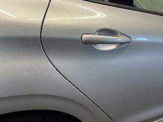 Peugeot 208 208 I (CA/CC/CK/CL) Hatchback 1.2 Vti 12V PureTech 82 (EB2F(HMZ)) [60k=
W]  (03-2012/12-2019) picture 10
