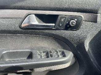 Volkswagen Touran Touran (1T3) MPV 2.0 TDI 16V 140 (CFHC) [103kW]  (05-2010/05-2015) picture 30