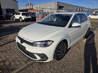 Voiture accidenté Volkswagen Polo 1.0 TSI Life 2023/6