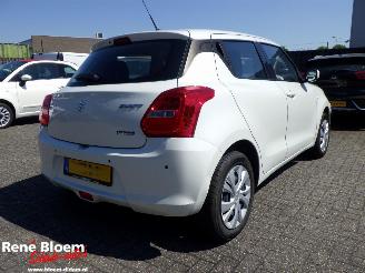 skadebil auto Suzuki Swift 1.2 Comfort Smart Hybrid 2022/11