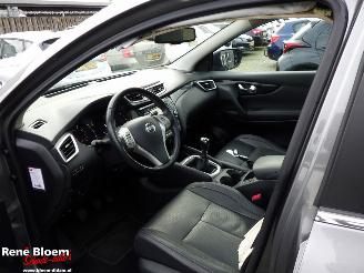 Nissan Qashqai 1.2 Tekna navi 116 pk picture 14
