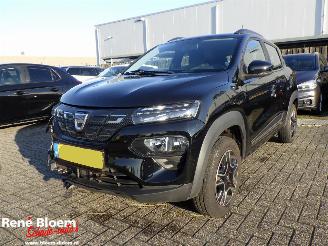 skadebil auto Dacia Spring Comfort Plus 27kwh Orange Pack 2022/12