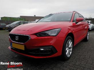 Schadeauto Seat Leon 1.0 eTSI Style Business Intense DSG-automaat 100 pk 2022/5