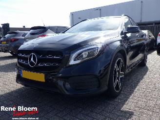 krockskadad bil auto Mercedes GLA 180 Business Solution AMG Night Upgrade 2019/3