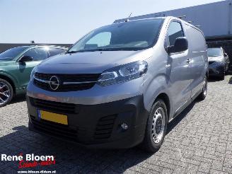 krockskadad bil bedrijf Opel Vivaro 2.0 CDTI L2H1 Edition 122pk 2021/11