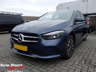 krockskadad bil auto Mercedes B-klasse B180 Businessline Aut 136pk 2022/11