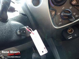 Peugeot 108 13.0 e-VTI Active picture 17