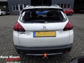 Peugeot 2008 1.2 PureTech Navi GT-Line picture 3