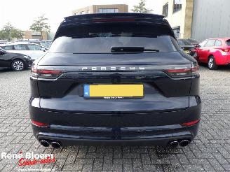Porsche Cayenne 4.0 TURBO S E-HYBRID 680 pk Keramisch picture 3