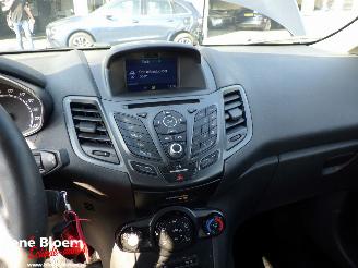 Ford Fiesta 1.5 TDCI Style 95pk Airco picture 14