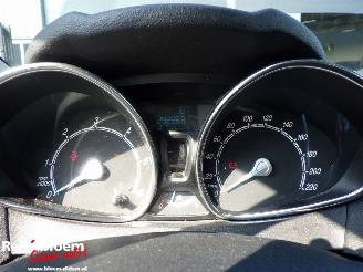 Ford Fiesta 1.5 TDCI Style 95pk Airco picture 12