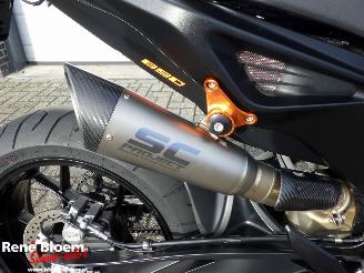 KTM  890 Duke picture 17