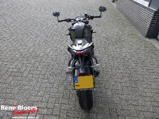 Triumph Street Triple 765 RS picture 8