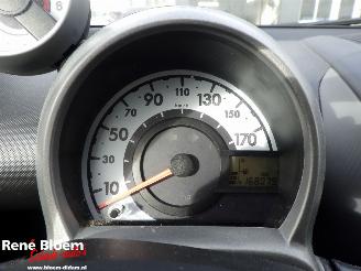 Peugeot 107 1.0 12V XS 5drs Airco picture 14