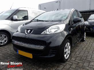 krockskadad bil auto Peugeot 107 1.0 12V XS 5drs Airco 2011/6