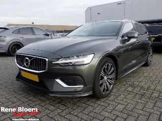 krockskadad bil auto Volvo V-60 2.0 T6 Plug-in-Hybrid 253pk AWD 2022/5