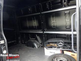 Mercedes Sprinter 319 1.9 CDI L2H2 Automaat picture 10