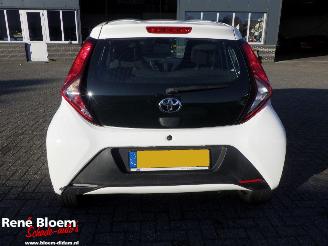 Toyota Aygo 1.0 VVT-I X-Fun 5drs Airco picture 3